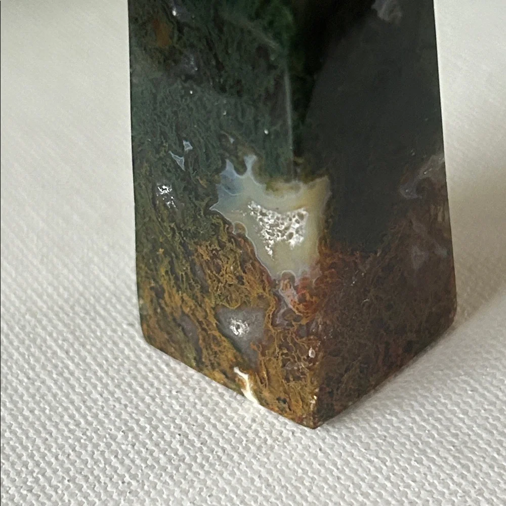 💎 Moss Agate Crystal Tower (B)